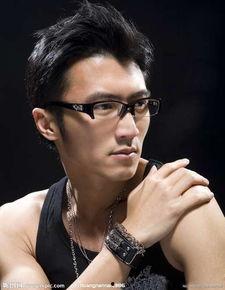 成龙揭秘娱乐圈视频,揭秘明星背后的真实生活